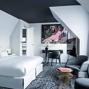 Le Général **** Paris