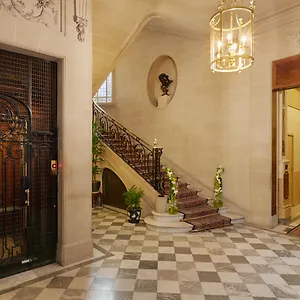 5* Hotell Raphael