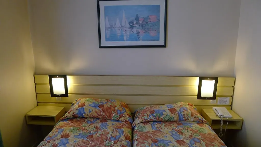 ****  Le Pigalle, A Member Of Design Hotels Paris France